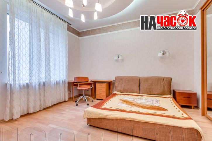 2-комнатная квартира с джакузи у метро