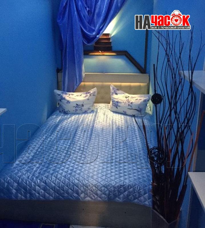 Голубой